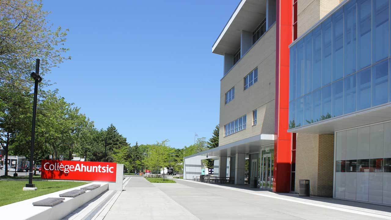 Façade Collège vue vers le nord