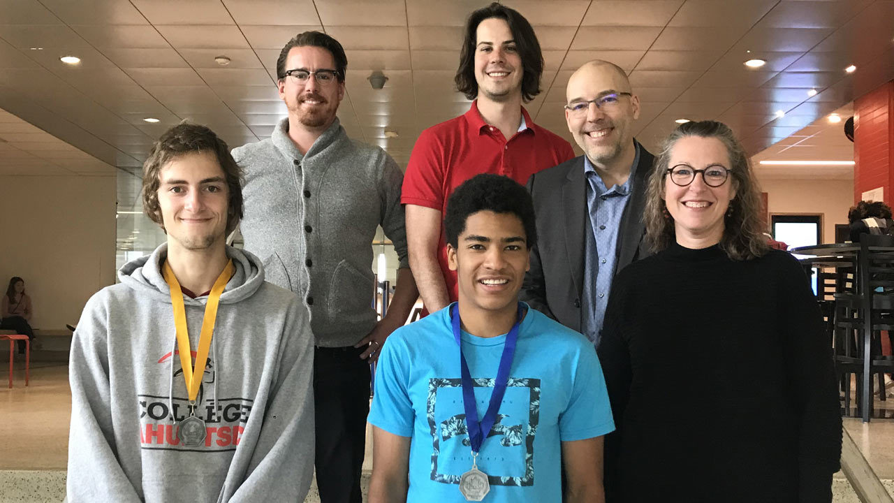 Samtou Bodjona et Vincent Lafond médaillés concours mathématiques