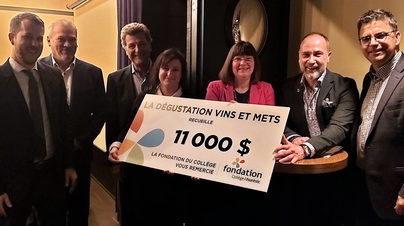 Chèque de 11 000$ remis à la fondation lors de la Dégustation vons et mets 2019