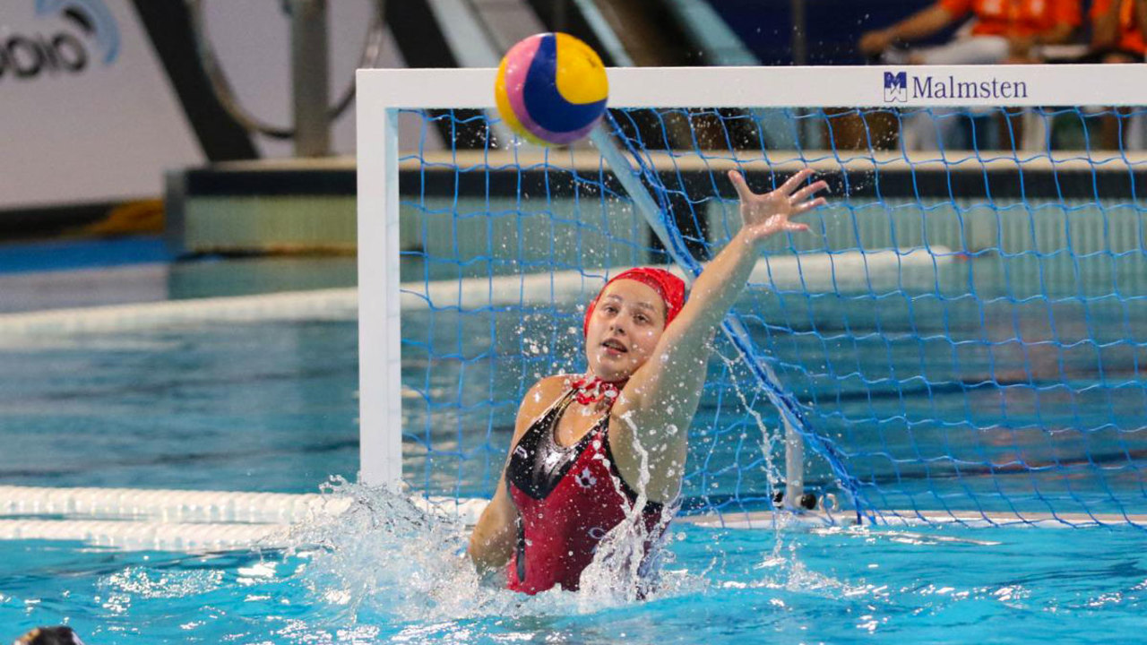 Marianne Bouchard-Côté water-polo